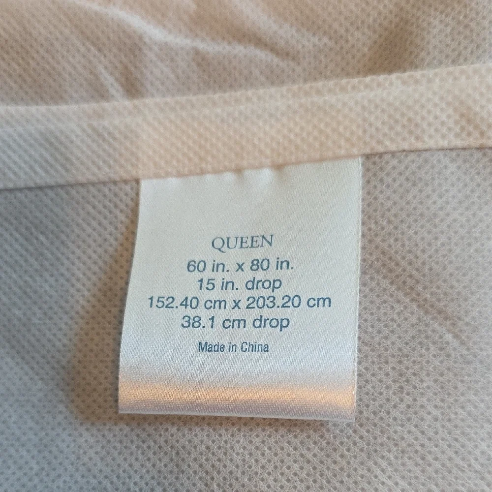 Gray and Blue Textured Decorative Pillows And Queen Dustruffle